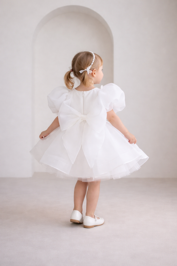 Organzos suknelė PAULA su kaspinu