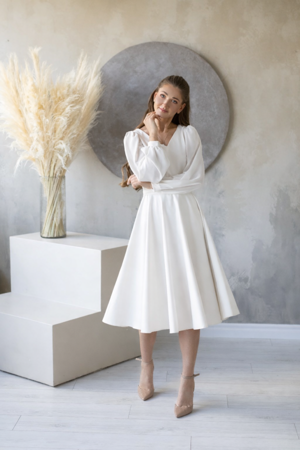 Suknelė KRETA pieno balta šifono rankovėmis
